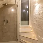 Bright Stone Con Vasca Jacuzzi Daire