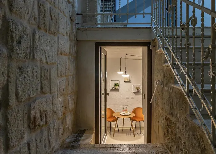 Bright Stone Con Vasca Jacuzzi Apartment Monopoli